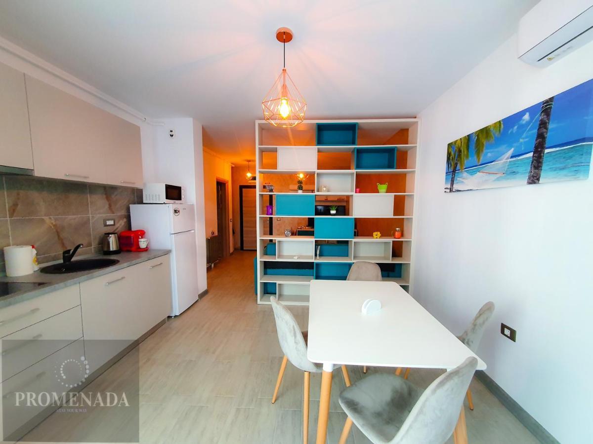 Sunrise Aparthotel Pool & Spa Mamaia Nord Navodari Ngoại thất bức ảnh