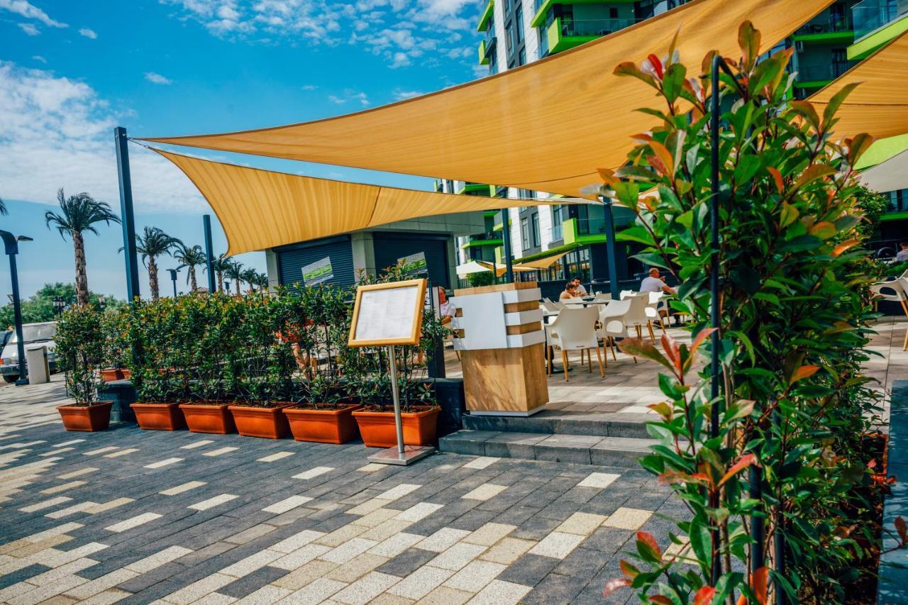 Sunrise Aparthotel Pool & Spa Mamaia Nord Navodari Ngoại thất bức ảnh
