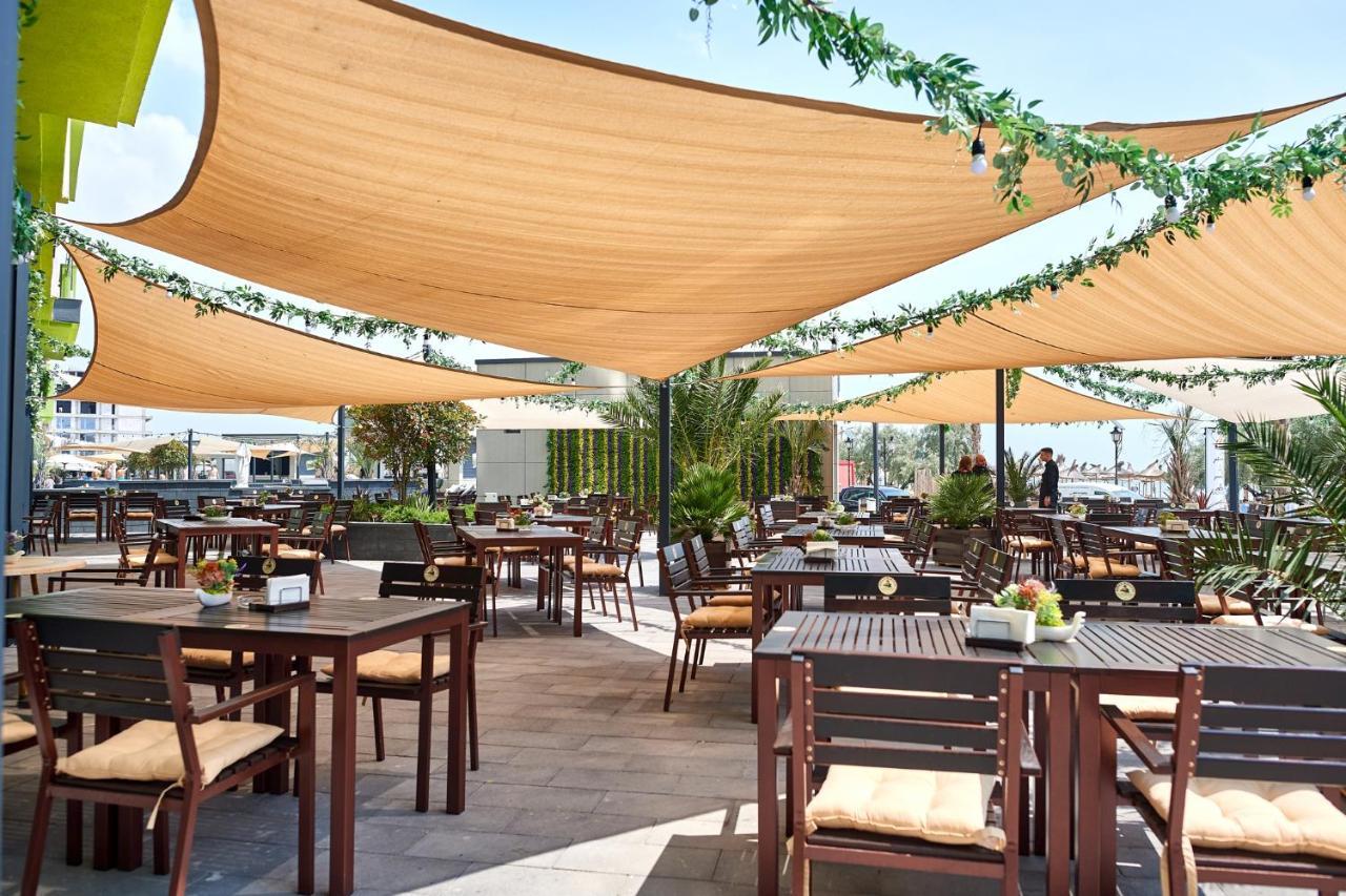 Sunrise Aparthotel Pool & Spa Mamaia Nord Navodari Ngoại thất bức ảnh